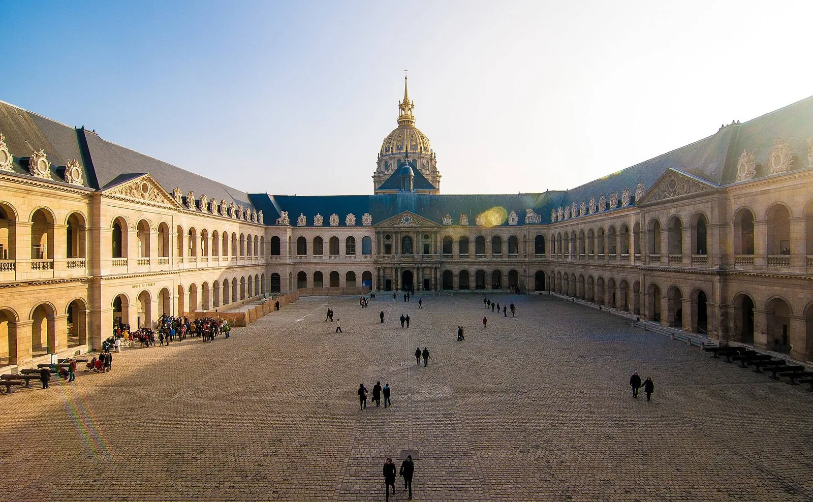 Les Invalides
