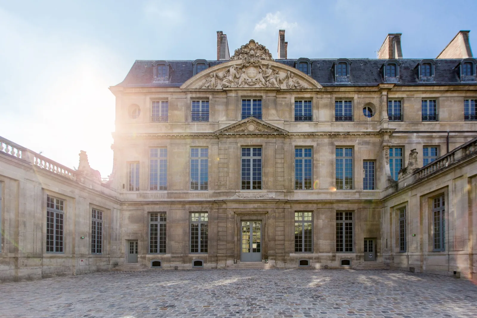 La façade sur cour de l'hôtel Salé, musée national Picasso-Paris